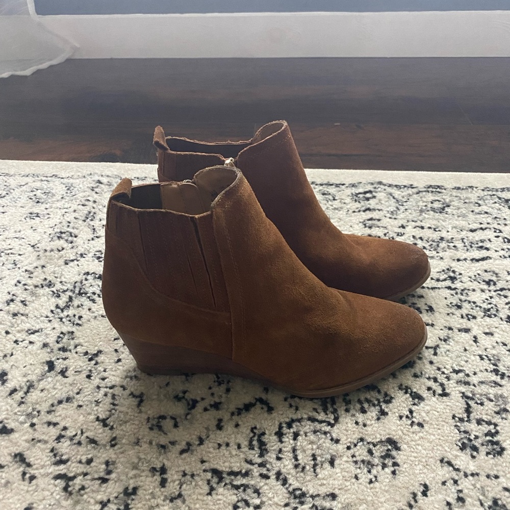 Franco Sarto tan heeled booties